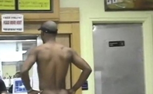 Guy Walks come by fast food restaurant naked
