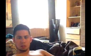 Hot youthful latino show his latí_n cock