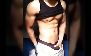 Hot Muscle Guy on Cam
